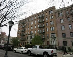 382-390-Eastern-Pkwy-300x237